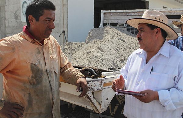 Recorre Rosendo Morales colonias populares 