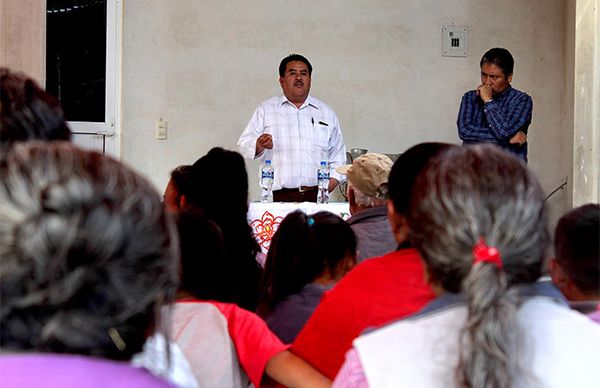 Visita Rosendo Morales comunidad de Santiago Coltzingo