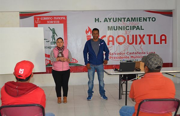 Capacitan a comités de agua potable de Ixcaquixtla