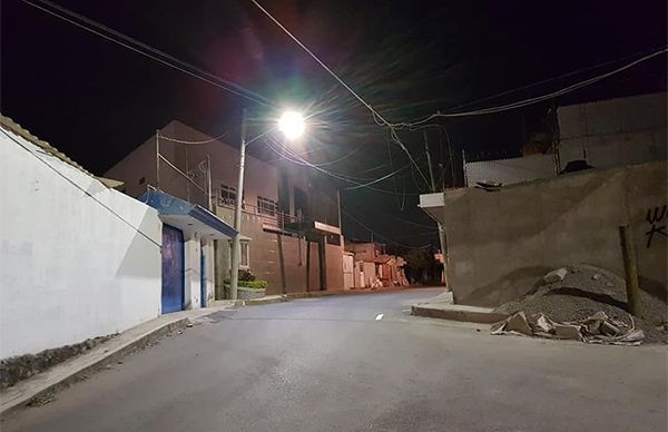 Logra Antorcha lámparas para Independencia Caleras