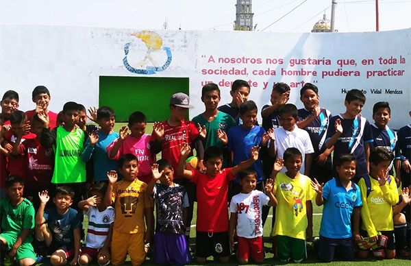 Participan niños de Atexcal en Feria Ahuatempan 2019