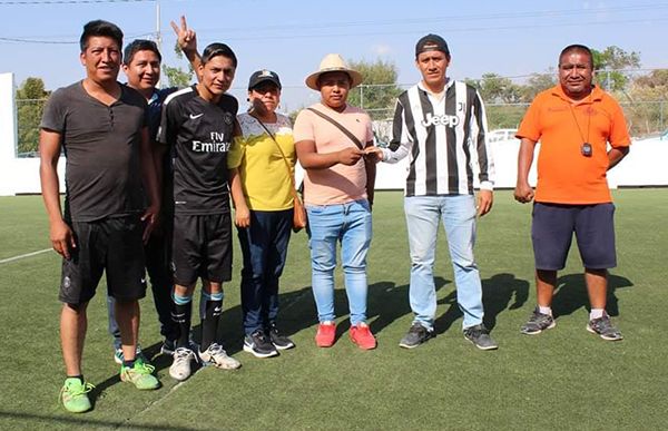 Participan deportistas mixtecos en Feria Ahuatempan 2019