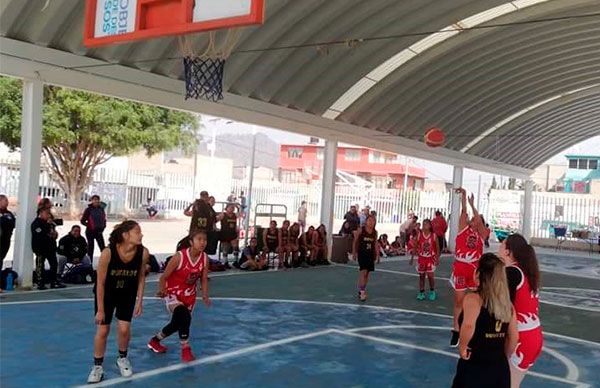 Espartacos organizan cuadrangular para fomentar basquetbol en La Paz