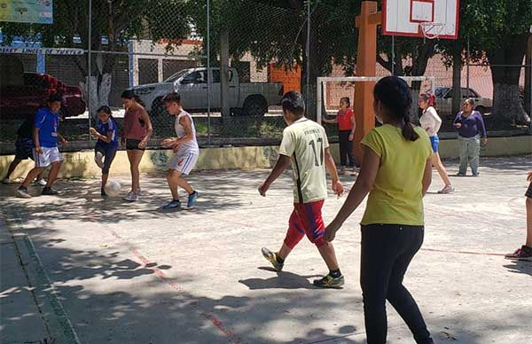 Antorcha impulsa actividades recreativas