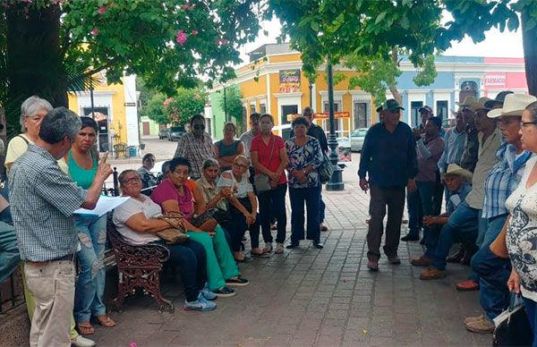 Productores de cacahuate son respaldados por Antorcha 