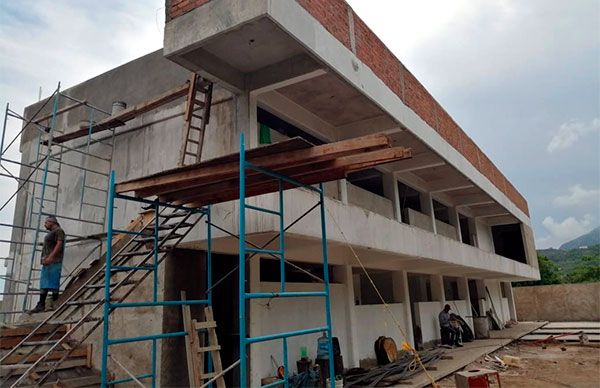 En tres semanas estará lista la Casa de Estudiantes de Manzanillo 