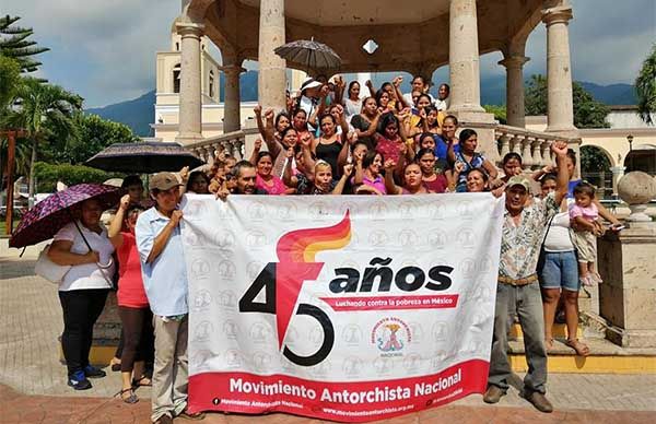 Antorchistas colimenses continúan preparativos rumbo al 45 Aniversario