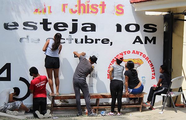 Jóvenes contribuyen en festejos del 45 Aniversario de Antorcha en el Sureste