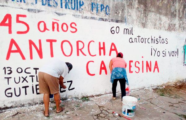 Habitantes de Macuspana invitan al 45 Aniversario del Movimiento Antorchista 