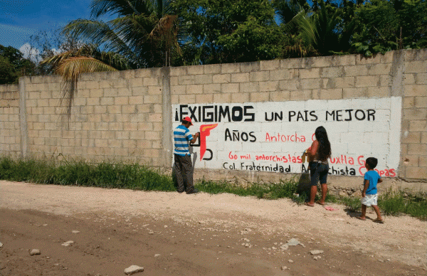 El pueblo quintanarroense realiza promoción del 45 Aniversario de Antorcha