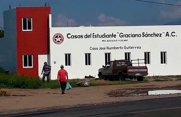 Carece de equipamiento Casa de Estudiantes de Coquimatlán 