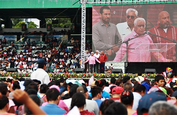 El Gobierno Federal reprime la organización del pueblo y viola la Constitución