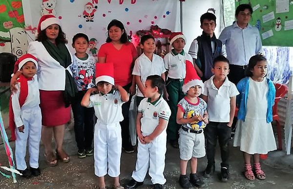 Realizan festejo de fin de año Escuelas de Nueva Creación de La Antorcha