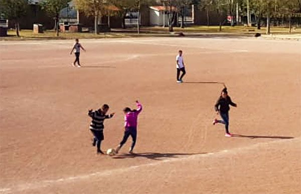 Entrenan bachilleres para Espartaqueada Nacional 