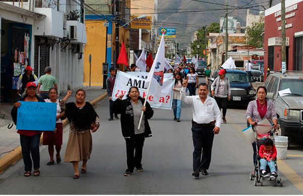 Alcalde Xicoténcatl no atienden a sus gobernados; realizan 5Âª marcha 