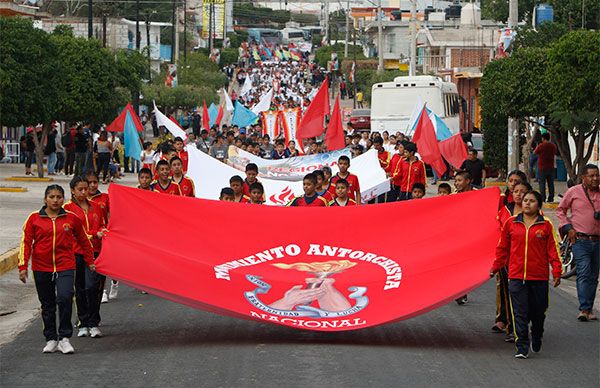 Fiesta deportiva en Tecomatlán