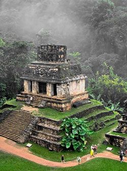 Palenque: turismo, tradición y pobreza 