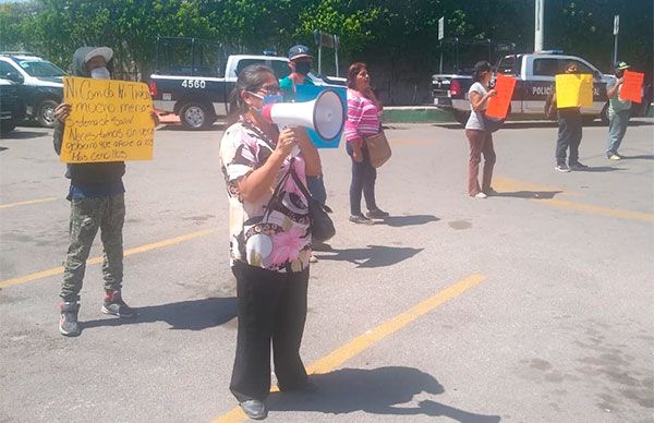 Protestan habitantes de SLP por apoyo alimentario 