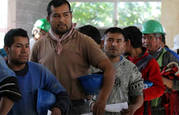 Empresarios y Gobierno, unidos contra los trabajadores
