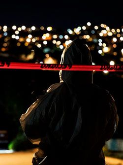 Aquí nos tocó estar, encerrados 