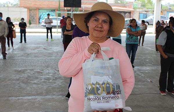 Más gente recibe apoyos alimentarios gestionados por Antorcha en Nicolás Romero