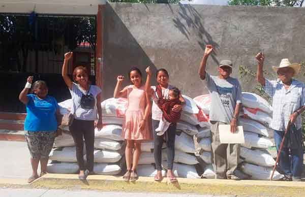 Inicia entrega de fertilizante a campesinos de Chilapa