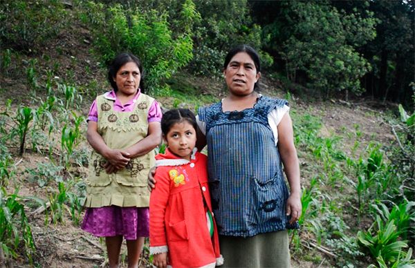 Campesinas claman apoyo para el campo