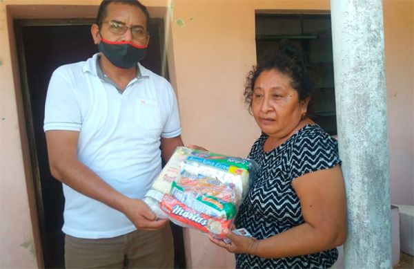 Antorcha brinda apoyos alimenticios a familias humildes de Motul