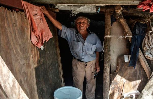 Quintanarroenses viven entre el desempleo y pobreza alimentaria