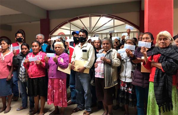 Reciben Seguro Catastrófico Agrícola campesinos de Malinaltepec