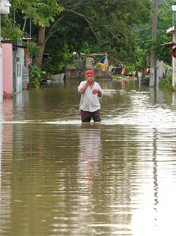 Llueve sobre mojado en el sureste: Morena abandona a damnificados