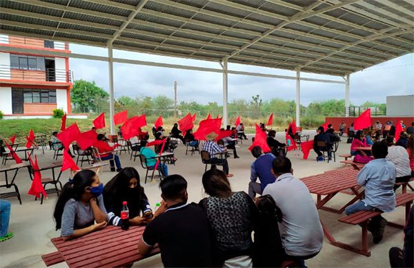 Celebran antorchistas reunión de plenos en Monterrey