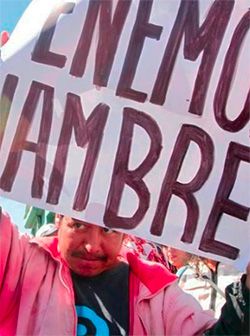 Mexicanos, pobres más pobres con Morena