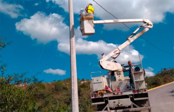 Ilumina Antorcha colonias de la periferia de Chilpancingo