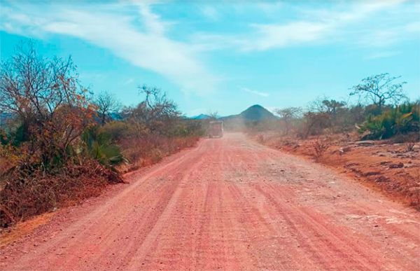 Olvida Morena caminos en la Mixteca poblana