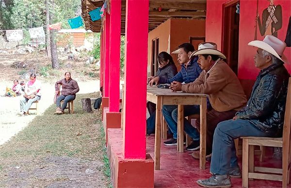 Van antorchistas por segunda etapa de caminos en Teopisca