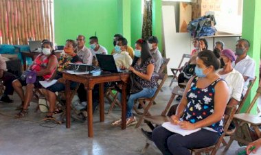 Antorcha lucha de la mano de líderes del pueblo