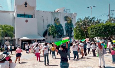 Con marcha, antorchistas logran compromisos de Óscar Rosas