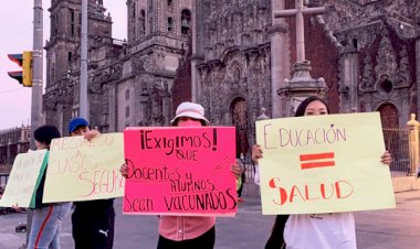 Estudiantes exigen al Gobierno de AMLO vacunas antiCovid para evitar rebrotes