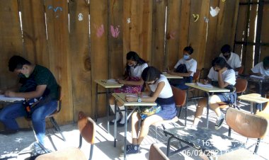 ¿Qué será más peligroso: regreso masivo o continuar con las clases a distancia?