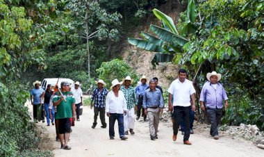 Inicia ayuntamiento de Huitzilan obra en Zoyotla