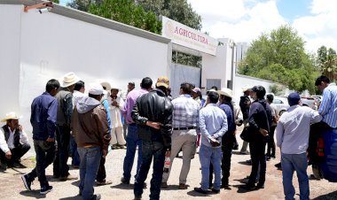 Urgen campesinos a Sader apoyos para el campo de Mezquital