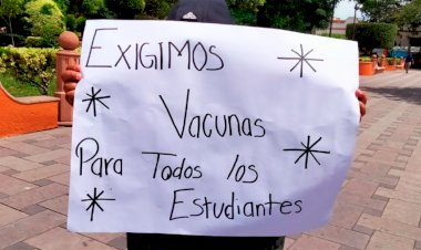 Estudiantes exigen a Gobierno federal regreso seguro a aulas  