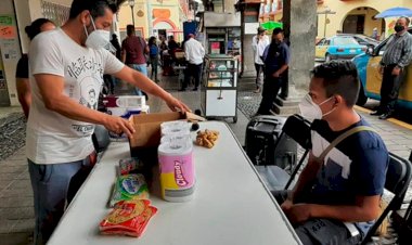 Antorchistas de Huauchinango instalan centro de acopio en apoyo a damnificados