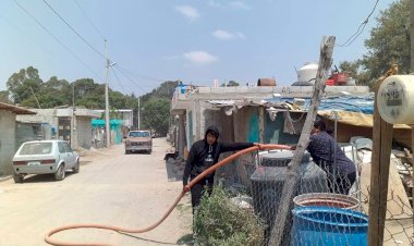 Colocación de un tanque elevado, un servicio indispensable