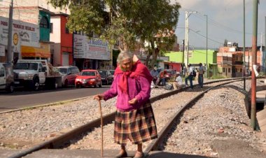 Mientras existe un gobierno de ricos, la pobreza no cesara