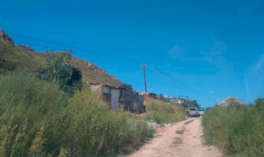 En pleno centro de Chihuahua hay colonias sin servicios básicos