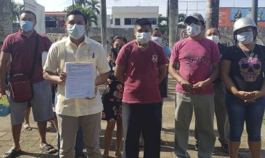 Antorchistas entregan pliego petitorio a Ayuntamiento de Felipe Carrillo Puerto