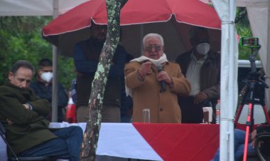 Maestro Aquiles llama a organizarse a campesinos de Atzitzihuacan, Puebla