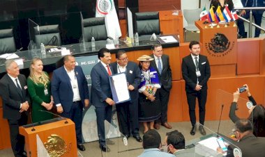 Reconocen a Nibardo en Cumbre Mundial de Municipalistas